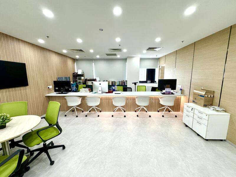Chinatown Point, 133 New Bridge Road, 4,886 sqft, Office For Sale, by Ben Kwan, 500040773 - CommercialGuru.com.sg