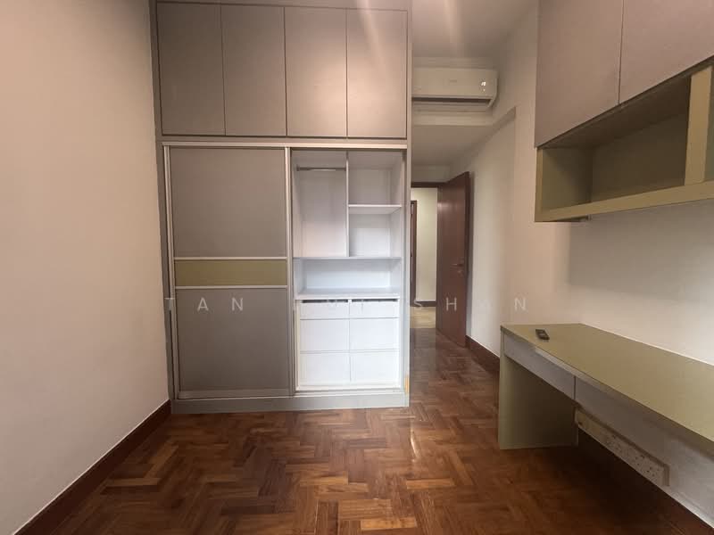 Parc Oasis Condominium For Sale at S$ 2,180,000 | PropertyGuru Singapore