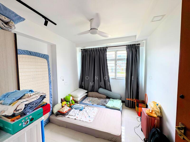 890B Tampines Avenue 1 HDB Flat For Sale at S$ 850,000 | PropertyGuru Singapore
