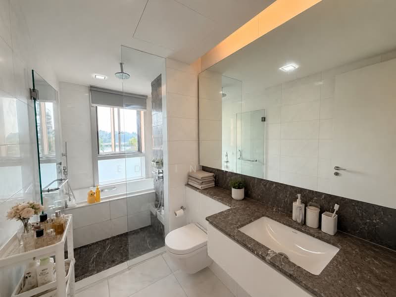 Reflections at Keppel Bay, 15 Keppel Bay View, 3 Bedrooms, 1,905 sqft, Condominium For Sale, by Edwin Hoe, 500040920 - Master Bath - PropertyGuru.com.sg