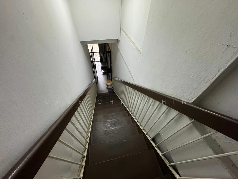 For Sale - 555 ang mo kio