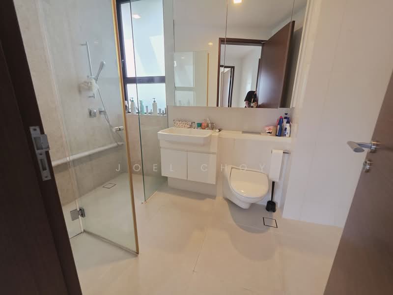 d'Leedon (Former Farrer Court), 5 Leedon Heights, 3 Bedrooms, 1,496 sqft, Condominium For Sale, by Joel Choy, 500041013 - Bathroom - PropertyGuru.com.sg