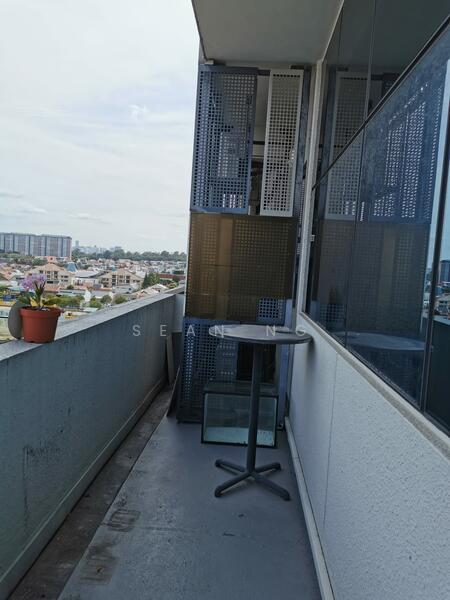 Midview City, 18 Sin Ming Lane, 1,432 sqft, Light Industrial (B1) For Sale, by Sean Ng, 500041031 - Balcony - CommercialGuru.com.sg