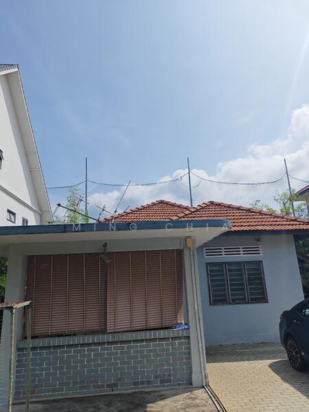 PRICE DROPPED! NEGO!, JEDBURGH GARDENS, 3 Bedrooms, 2,000 sqft, Detached House For Sale, by Ming !, 500041113 - PropertyGuru.com.sg
