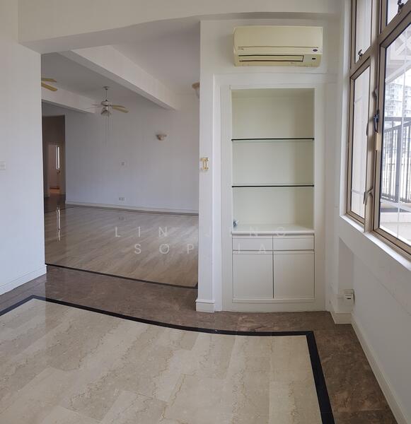 Leonie Condotel, 2 Leonie Hill Road, 4 Bedrooms, 2,722 sqft, Condominium For Rent, by Lin Jing Sophia, 500041195 - Living Room - PropertyGuru.com.sg