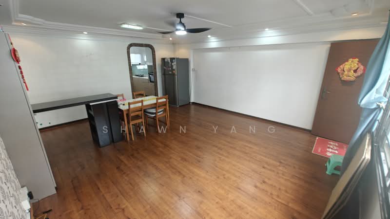 434 Tampines Street 43, 434 Tampines Street 43, 3 Bedrooms, 1,119 sqft, HDB Flat For Sale, by Shawn Yang, 500041198 - Living Room - PropertyGuru.com.sg