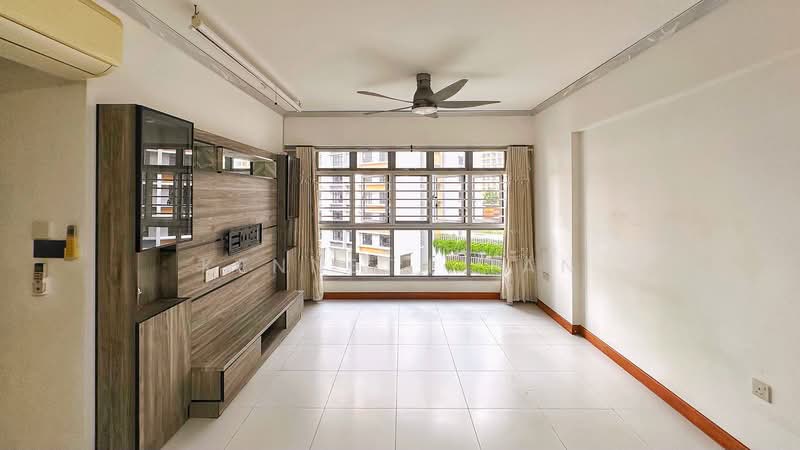327C Anchorvale Road, 327C Anchorvale Road, 3 Bedrooms, 990 sqft, HDB Flat For Sale, by Kenneth Tan, 500041269 - Living Room - PropertyGuru.com.sg