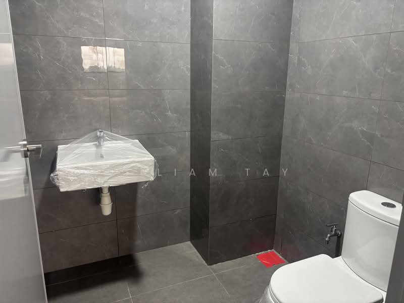 Food Vision @ Mandai, 21 Mandai Estate, 3,400 sqft, Factory / Workshop (B2) For Rent, by William Tay, 500041295 - Bathroom - CommercialGuru.com.sg