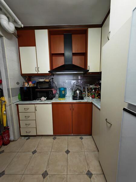 For Sale - 525 Woodlands Drive 14