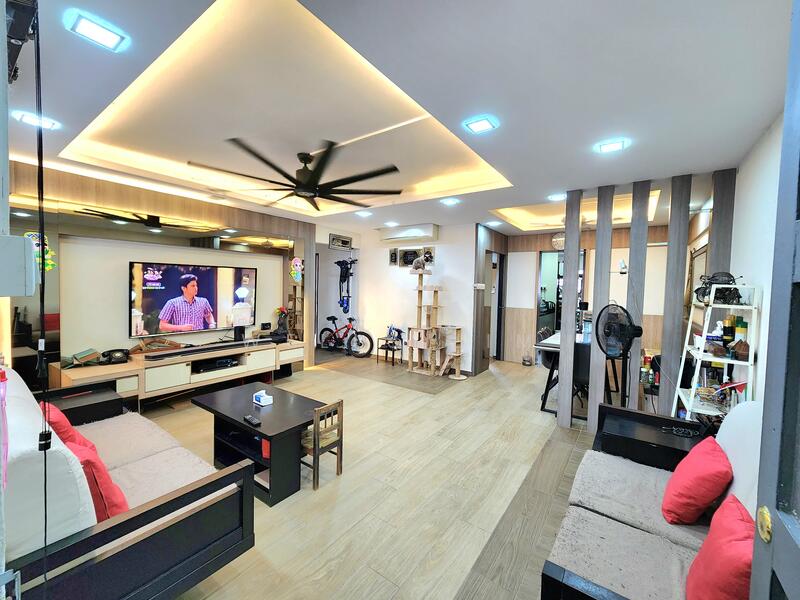 For Sale - 411 Bukit Batok West Avenue 4