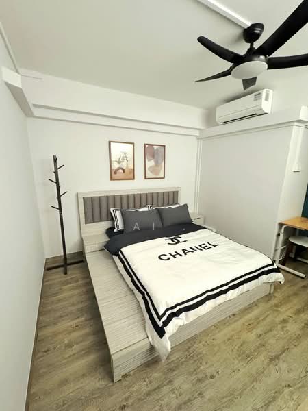 871A Tampines Street 84, 871A Tampines Street 84, 2 Bedrooms, 1,130 sqft, HDB Flat For Rent, by Zai ., 500041428 - Master Bedroom - PropertyGuru.com.sg