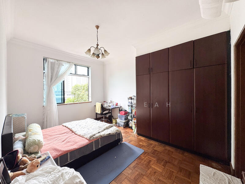 Spring Grove, 53 Grange Road, 2 Bedrooms, 1,012 sqft, Condominium For Rent, by Elonn Seah, 500041446 - Bedroom - PropertyGuru.com.sg