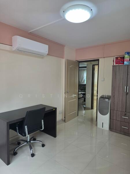 390 Yishun Avenue 6, 390 Yishun Avenue 6, Room Rental, 150 sqft, HDB Flat For Rent, by Qristine Goh, 500041456 - Study - PropertyGuru.com.sg