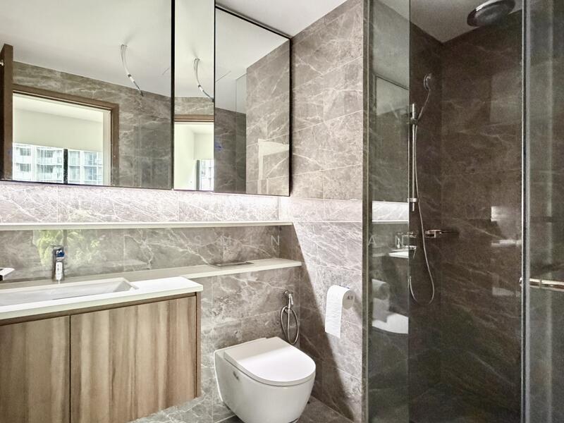 Lentor Modern, Lentor Central, 2 Bedrooms, 732 sqft, Condominium For Sale, by Jasmine Tan, 500041471 - Master Bathroom - PropertyGuru.com.sg