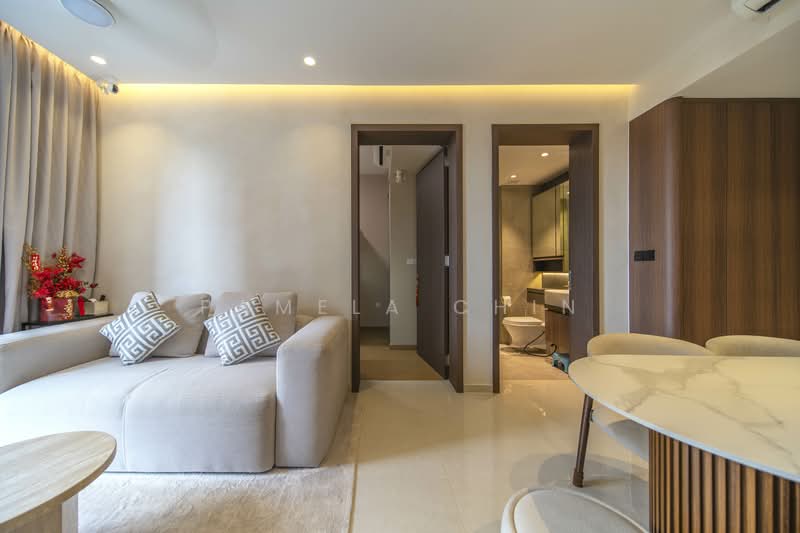 Midwood Condominium For Sale at S$ 1,480,000 | PropertyGuru Singapore - Living Room