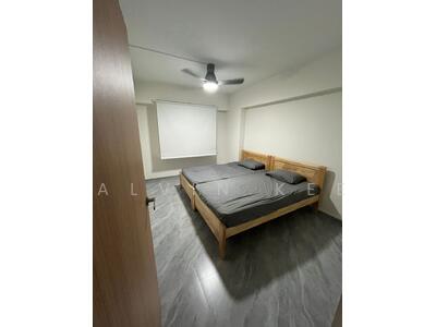 For Rent - 122E Rivervale Drive