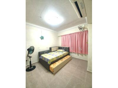 For Rent - 175D Punggol Field