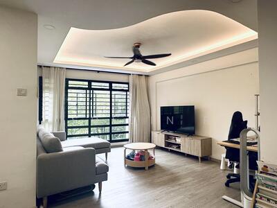 For Sale - 486 Admiralty Link