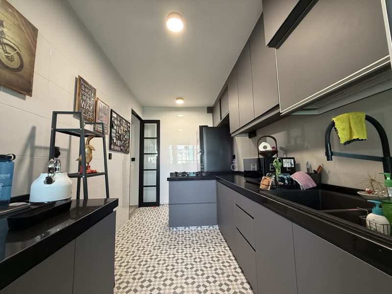 470A Upper Serangoon Crescent, 470A Upper Serangoon Crescent, 3 Bedrooms, 1,206 sqft, HDB Flat For Sale, by Ang Wee Chee, 500041921 - Kitchen - PropertyGuru.com.sg