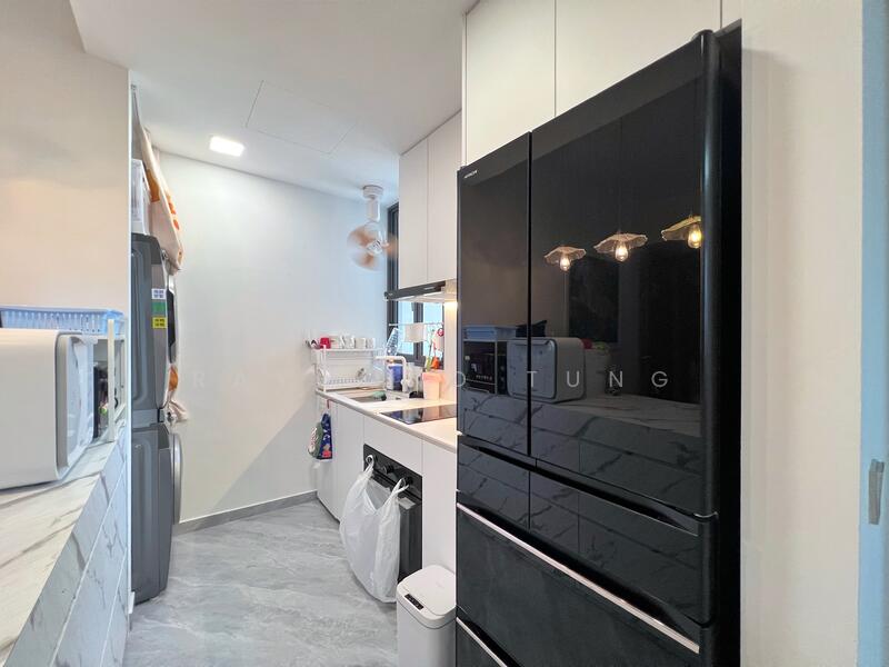 (2 bedroom with 1 bathroom unit)