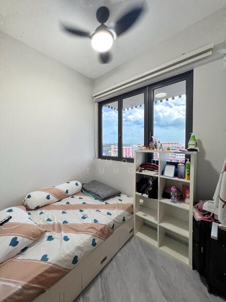 2nd Bdrm (2 bedroom 1 bathroom unit)