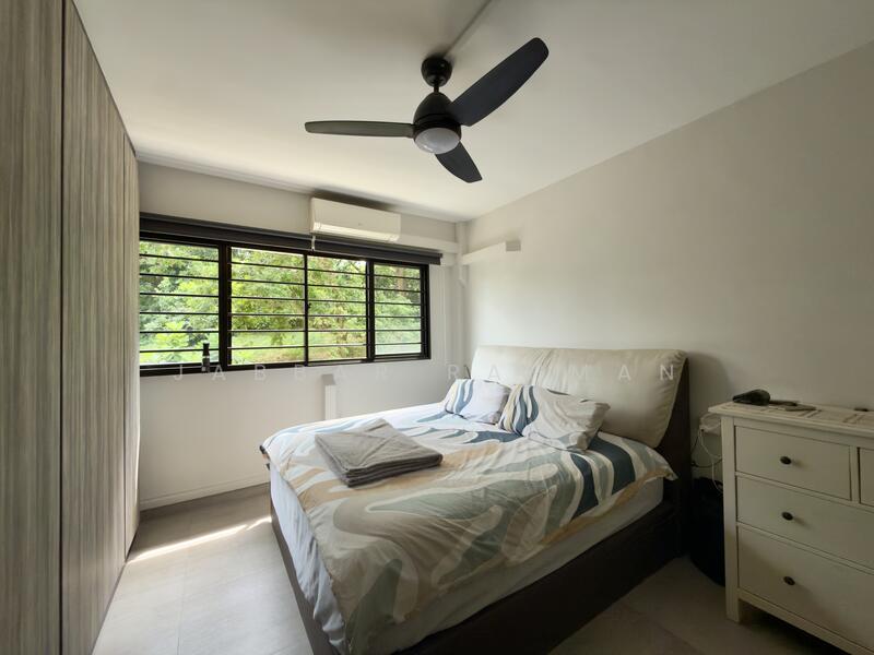 For Sale - 281 Tampines Street 22