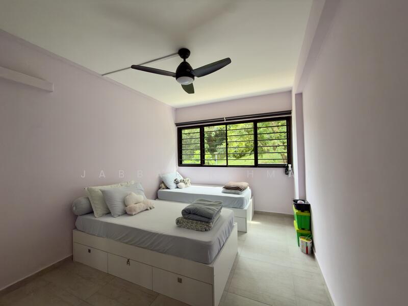 For Sale - 281 Tampines Street 22