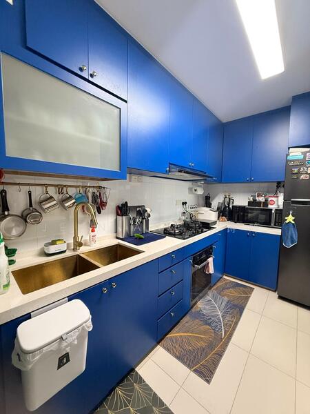 94 Dawson Road HDB Flat For Sale at S$ 1,400,000 | PropertyGuru Singapore - Kitchen