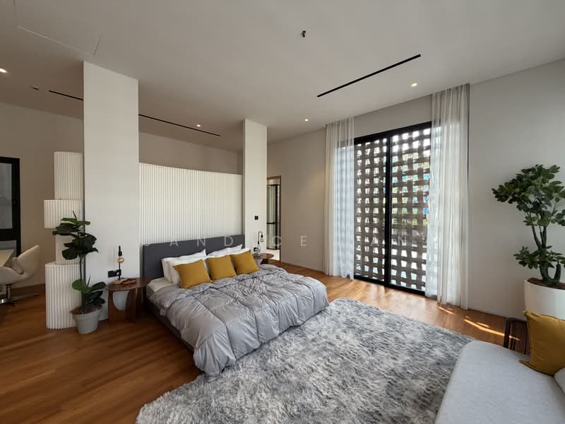 ⭐️TOP soon! BN Semi D @ Hillcrest / Watten / Greenview⭐️ CANDICE 9879-9983, Hillcrest / Watten / Shelford, 6 Bedrooms, 6,760 sqft, Semi-Detached House For Sale, by Candice Tan, 500042091 - Bedroom - PropertyGuru.com.sg