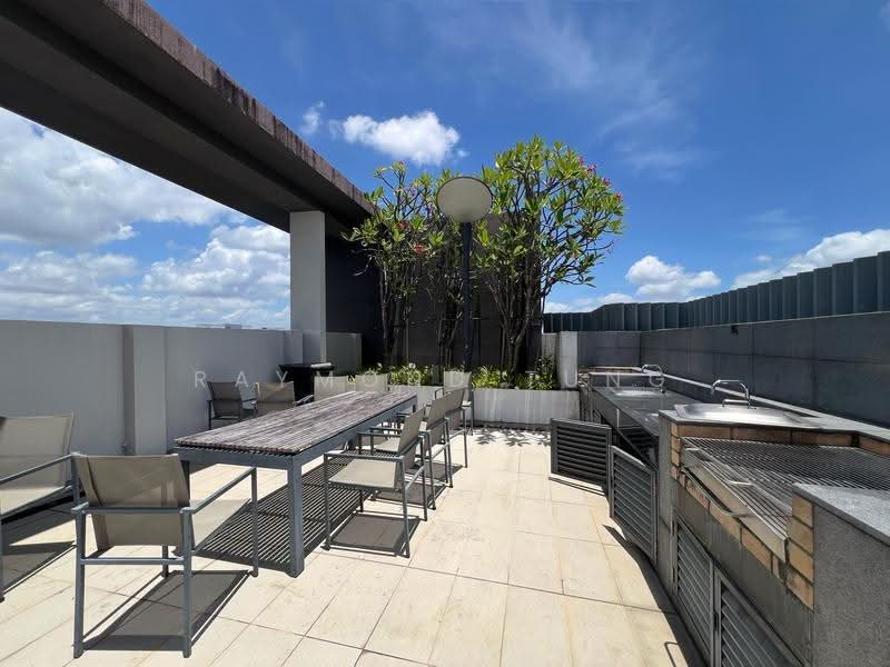 Trilive, 115 Tampines Road, Hougang / Punggol / Sengkang, Studio, 300 sqft, Condominium For Rent, by Raymond Tung, 500042175 - Roof-top facilities (BBQ Pit) - PropertyGuru.com.sg