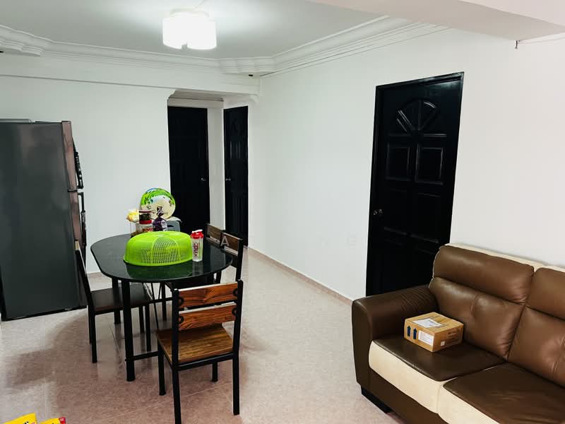 319 Tampines Street 33, 319 Tampines Street 33, Room Rental, 150 sqft, HDB Flat For Rent, by Mark Ng, 500042208 - Living Room - PropertyGuru.com.sg