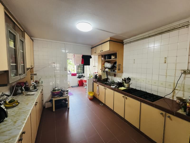 319 Tampines Street 33, 319 Tampines Street 33, Room Rental, 150 sqft, HDB Flat For Rent, by Mark Ng, 500042208 - Kitchen - PropertyGuru.com.sg