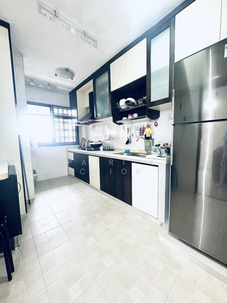 For Sale - 454 Clementi Avenue 3