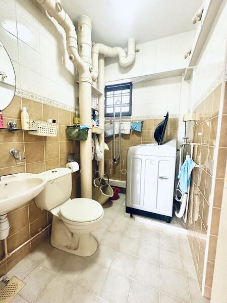 For Sale - 454 Clementi Avenue 3