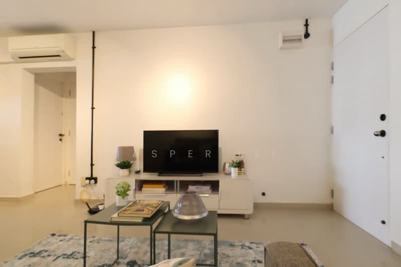 363 Clementi Avenue 2, 363 Clementi Avenue 2, 2 Bedrooms, 721 sqft, HDB Flat For Sale, by Jasper Lei, 500042275 - Living Room - PropertyGuru.com.sg