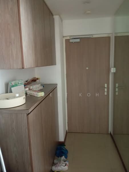 503 Bishan Street 11, 503 Bishan Street 11, 2 Bedrooms, 990 sqft, HDB Flat For Rent, by Albert Koh, 500042293 - Entrance - PropertyGuru.com.sg