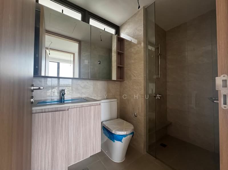 The Botany at Dairy Farm, 3 Dairy Farm Walk, 4 Bedrooms, 1,270 sqft, Condominium For Sale, by Veroy Chua, 500042296 - Bathroom - PropertyGuru.com.sg