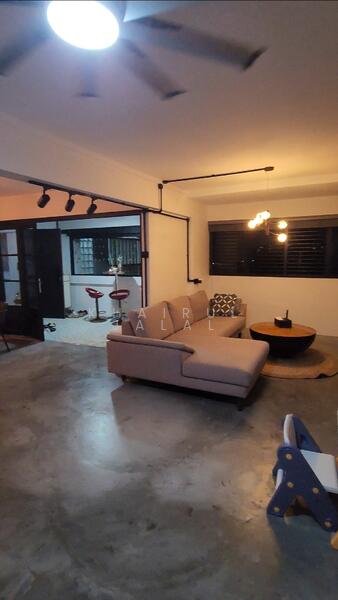 288 Tampines Street 22 HDB Flat For Sale at S$ 748,000 | PropertyGuru Singapore - Huge space for family & guests