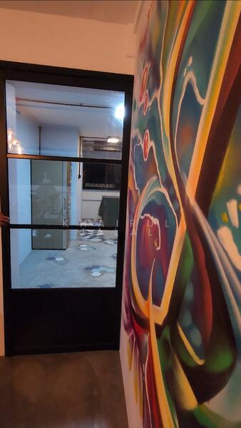 288 Tampines Street 22 HDB Flat For Sale at S$ 748,000 | PropertyGuru Singapore - Enter your kitchen