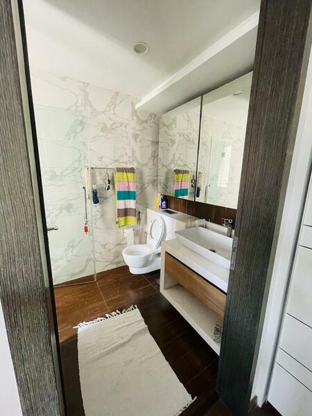 Master Bedroom toilet