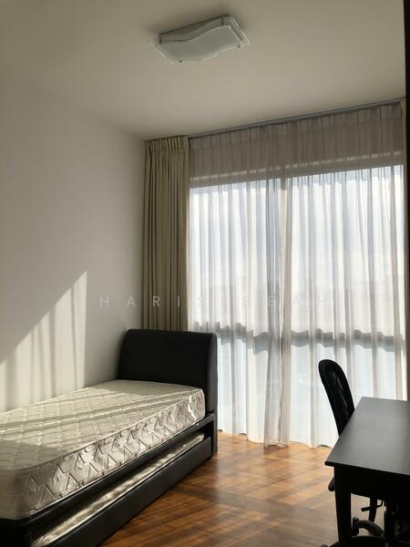 The Wharf Residence, 7 Tong Watt Road, 2 Bedrooms, 1,033 sqft, Condominium For Rent, by Charis Seah, 500042444 - PropertyGuru.com.sg