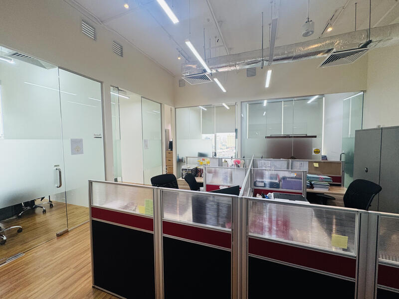 The Central, 8 Eu Tong Sen Street, 1,668 sqft, Office For Rent, by Linson Lim, 500042455 - Interior - CommercialGuru.com.sg
