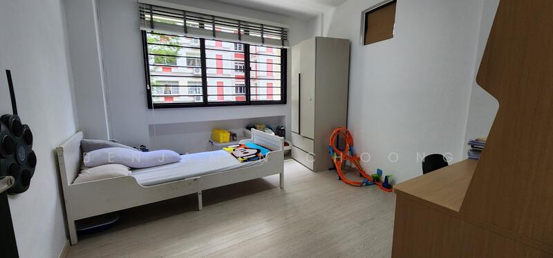 For Sale - 306 Tampines Street 32