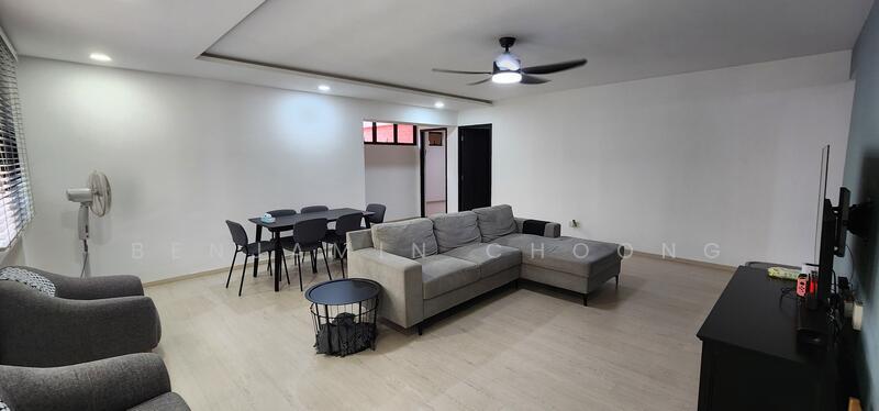 For Sale - 306 Tampines Street 32