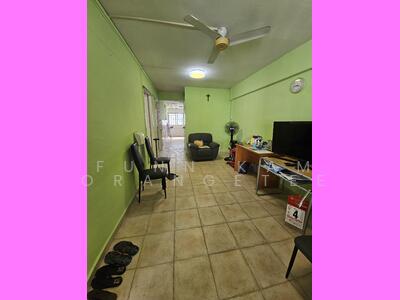 For Sale - 404 Hougang Avenue 10