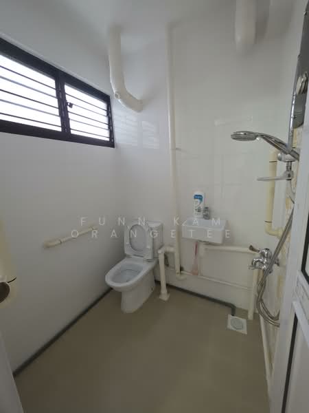 For Sale - 404 Hougang Avenue 10