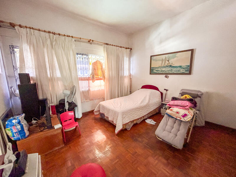 ❤️Huge Corner Terrace Ready To Be Transformed❤️ Corner Terrace For Sale at S$ 5,500,000 | PropertyGuru Singapore - Bedroom