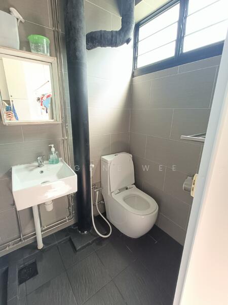 247 Kim Keat Link HDB Flat For Sale at S$ 650,000 | PropertyGuru Singapore