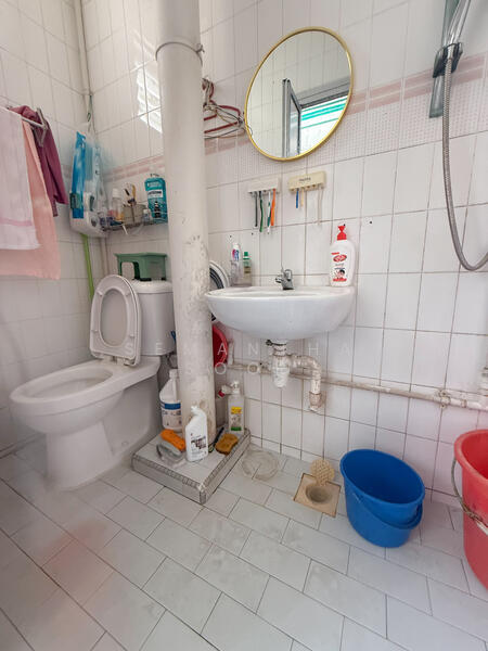229 Choa Chu Kang Central, 229 Choa Chu Kang Central, Room Rental, 150 sqft, HDB Flat For Rent, by Semantha Soon, 500042666 - Bathroom - PropertyGuru.com.sg