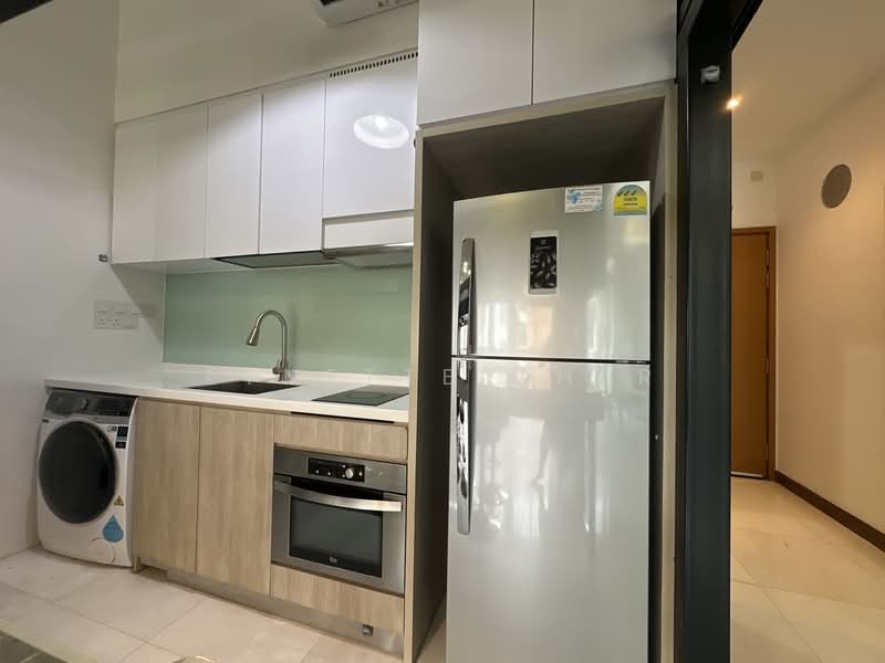 The Greenwich Condominium For Sale at S$ 800,000 | PropertyGuru Singapore - Kitchen